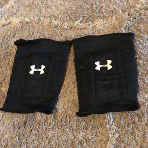 Under armor knee pads